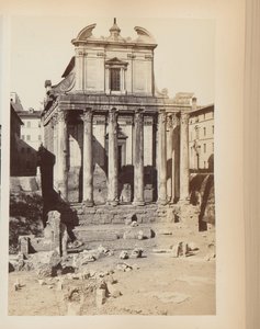 Tempel des Antoninus und Faustina am Forum Romanum in Rom, Italien von Anonymous
