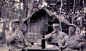 Fotografie aus einem persönlichen Album eines Infanterieleutnants während der ersten Monate des Ersten Weltkriegs