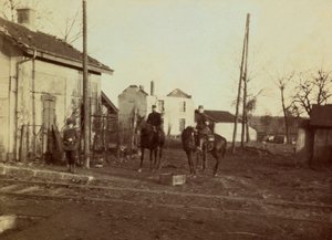 Fotografie aus einem persönlichen Album eines Infanterieleutnants während der ersten Monate des Ersten Weltkriegs (1., Iere von Anonymous Anonymous