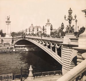 Weltausstellung von 1900 - Exposition Universelle de 1900 in Paris: Die Brücke Alexandre III - Private Sammlung