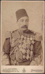 Porträt des Sultans Abdulhamid II (1842-1918) - Sultan Abduelhamid II (1842-1918), Kaiser der Osmanen, Kalif der Gläubigen, Anonym. Fotografie von Anonymous Anonymous