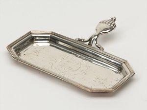 Kerzenlöscher-Tablett, Board of Ordnance, ca. 1696 von Anthony Nelme