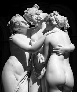 Antonio Canovas Statue Die drei Grazien, 2019 von Antonio Canova