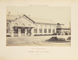 Bahnhof Montargis, Fassade zum Hof