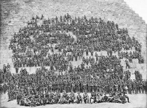 Gruppenporträt aller ursprünglichen Offiziere und Männer des 11. Bataillons, 3. Brigade, AIF, 10. Januar 1915