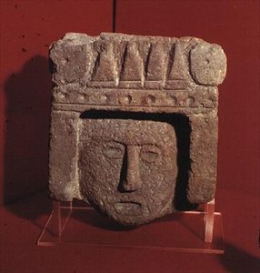 Aztekischer geschnitzter Kopf von Aztec