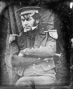 Leutnant Graham Gore, Kommandant