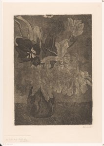 Vase mit Tulpen