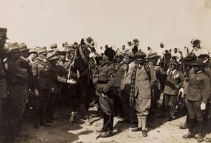 Benito Mussolini mit seinen Faschisten und Italo Balbo in Libyen in Tripolis