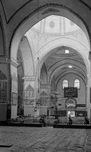 Innenraum der Großen Çamlıca-Moschee, Istanbul von Bernard F. Rogers