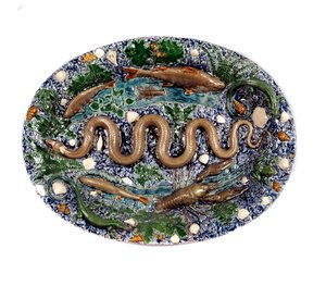 Teich dekoriert mit rustikalen Figuren, genannt „die Schlangenschale“. Keramik aus glasierter Erde von Bernard Palissy (1510-1589)