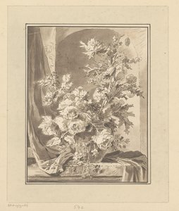 Vase mit Blumen vor einer Nische von Bernhard Schreuder