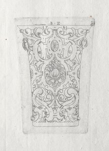 Ornamentaler Becher