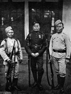 Uniformtypen der 44. Gurkhas, 1896 von Bourne and Shepherd