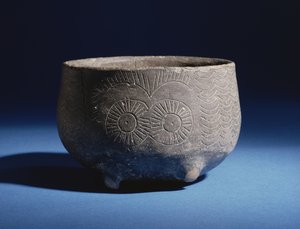 Schale mit eingeritzter Dekoration, die Hirsche darstellt, aus Los Millares, Spanien, Kupferzeit, um 2000 v. Chr.