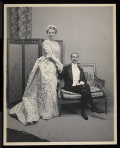Porträt eines unbekannten Mannes und einer Frau auf dem James Hazen Hyde Ball, New York, 31. Januar 1905