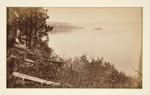 Vier Eisenbahnszenen und vier Ansichten des Lake Tahoe: Lake Tahoe von Artist Rocks