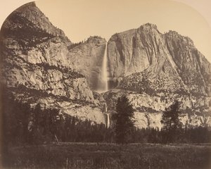 2637 Ft. Yosemite Fall, Vorderansicht von Carleton Emmons Watkins