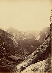 [Die Kuppeln vom Fuß des oberen Yosemite] von Carleton Watkins