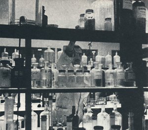 Experimentallabor: Flugzeugfabrik, 1941 von Cecil Beaton