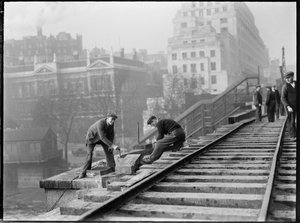 Abriss der Waterloo-Brücke, City of Westminster, Greater London Authority, 1936