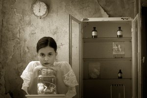 Dunkle Neugier eines Kindes von Christine von Diepenbroek