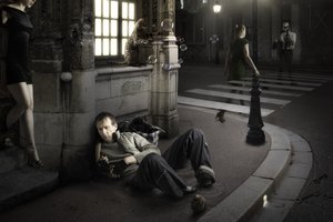 Städtische Nacht-Einsamkeit von Christophe Kiciak