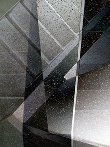 Geometrische Betonabstraktion von Claudio Boczon