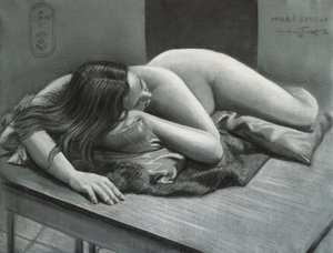 Serene liegende Figur