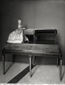 Dulcimer-Spieler von David Roentgen