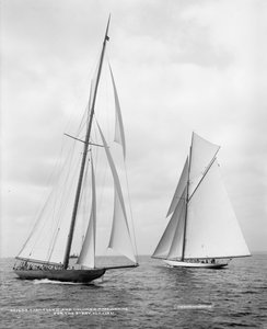 Shamrock II und Columbia beim Start des America