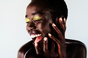 Kuoth von Diana Gomez