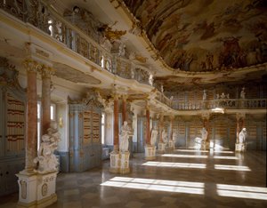 Ansicht des Bibliotheksraums des Klosters Schussenried