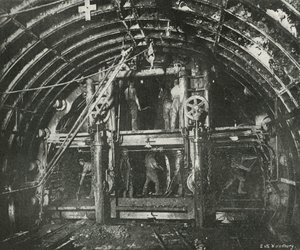 Bau des Tunnels für die Waterloo und City Railway