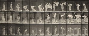 Plattennummer 233. Schal heben, um die Schultern legen und drehen von Eadweard Muybridge