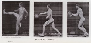 Die menschliche Figur in Bewegung: Phasen beim Fußball von Eadweard Muybridge