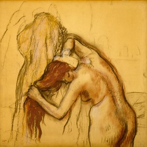 Frau trocknet sich, ca. 1905