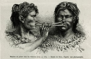 Ein Instrument aus Vogelknochen und eine Art Schnupfen unter den Indianern Ouïtotos (Uitoto), die im Einklang blasen und gleichzeitig den Fang senden. Gravur von Riou, zur Illustration der Geschichte De Cayenne aux Andes, von Jules Crevaux, Arzt der franzö