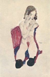 Sitzendes Mädchen mit schwarzen Strümpfen und gefalteten Händen von Egon Schiele