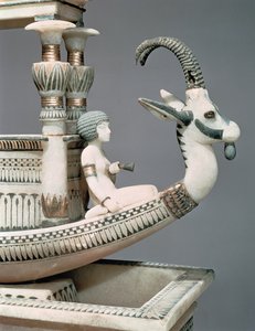 Detail des Bugs eines Bootes mit dem Kopf eines syrischen Steinbocks und einer Figur, die als Prinzessin Mutnedjmet gilt, aus dem Grab von Tutanchamun (ca. 1370-52 v. Chr.) Neues Reich (Alabaster) von Egyptian 18th Dynasty