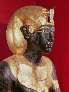 Lebensgroße Statue von Tutanchamun, aus dem Grab von Tutanchamun von Egyptian 18th Dynasty