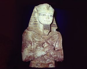 Koloss von Ramses II (1279-1213 v. Chr.) (Detail) von Egyptian 19th Dynasty