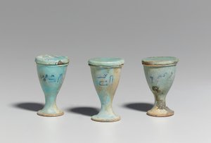 Drei Tassen, 664-30 v. Chr., Spät-ptolemäische Periode von Egyptian 26th Dynasty