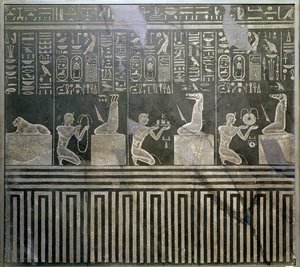 Relief, das den Pharao Nektanebo zeigt, wie er Göttern Opfer darbringt von Egyptian 30th Dynasty