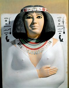 Ägyptische Antiquität: Nofret, Frau des Hohepriesters von Heliopolis und Prinz von Pe Rahotep. Bemaltes Kalkstein-Skulptur-Detail. 4. Dynastie. Aus der Mastaba von Rahotep in Meidum. Ägyptisches Museum, Kairo