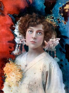 Florence Collingbourne in San Toy, ca. 1902 von Ellis and Walery
