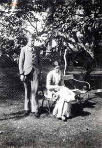 Adrian und Virginia Stephen, 1900 von English Photographer