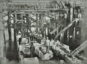 Blackfriars Bridge: Bauarbeiter, 1869 von English Photographer