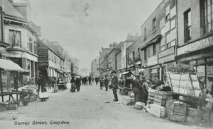 Britannia, Surrey Street, Croydon: Straßenmarkt, 1890 von English Photographer