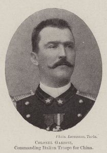Oberst Garioni, Kommandant der italienischen Truppen für China von English Photographer